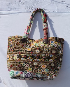 Sac Banjara personnalisé, exportateur indien de premier plan, sac hobo vintage, sac à bandoulière ethnique indien brodé à la main, sac à main coloré, excellent prix - Product Image 6