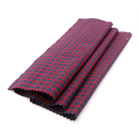 Tissu teint en fil à rayures rouges et noires en coton recyclé de haute qualité pour jupe