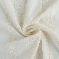 100% Polyester Tulle maille broderie tissu poids personnalisé pour robes tricotées techniques utilisation pour sacs mariages Textiles de maison