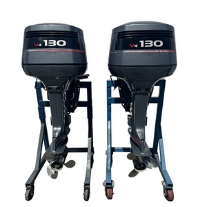 Gran Oferta, Envío Inmediato: Par de Motores Fuera de Borda Usados de 2 Tiempos, 2001, 130hp, con Accesorios - Product Image 1