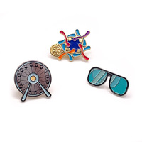 Badge magnétique en émail dur doux traditionnel personnalisé époxy métal plaqué or pour épinglette épinglettes en émail de chapeau personnalisé conçu