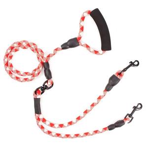 Polyester Zwei-Hunde-Leine Komfortabler Schaumstoffgriff 1 Leine für 2 Hunde Outdoor Doppel-Zugseil Verhindert Umwickeln Hundeleine - Product Image 5