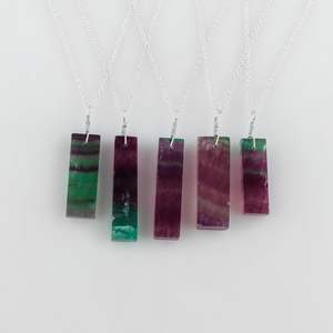 Collar con Colgante de Fluorita Natural en Barra, Cadena de Plata 925, Forma Geométrica, Unisex, Uso Diario, Joyería de Cristal para Sanación de Chakras - Product Image 2