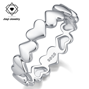 Anello Nuziale in Argento Sterling S925 Placcato Oro 14K e Rodio con Design a Cuori Interconnessi Lucidati per Donne - Product Image 1