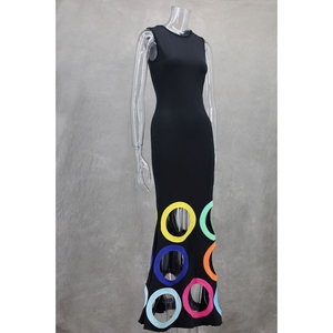 Robe longue femme tendance à col rond, sans manches, color-block, broderie ajourée, ourlet évasé - Product Image 5