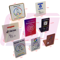 Supports d'affichage NFC en PVC personnalisés 13,56 MHz pour avis, réseaux sociaux, menus et codes QR pour la commande de plats