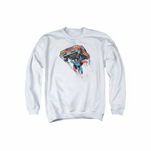 Sudadera con cresta floral bordada en el pecho, escote acanalado y acabado lavado de ropa para suavidad hecha en Pakistán - Product Image 1