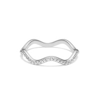 Milskye Bague ondulée à demi-pavé de diamant en pierre blanche plaquée or 18 carats de conception simple faite à la main