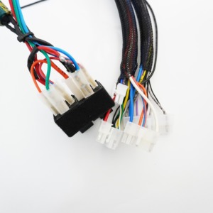 Maßgefertigtes Kabel für Batteriestecker OEM Motorrad-Kabelbaum - Product Image 2