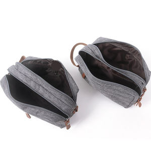 Personalized Custom Logo <b>Makeup</b> <b>Bags</b> Fashion Cosmetic Pouches with Zipper Closure Oxford Material Personalized Design - Product Image 4