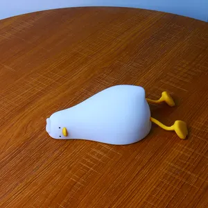 Cute Silicone Small Usb Baby Sensor Night Light Rechargeable Stuffed Animal Duck Night Light Lamp For Kids Room