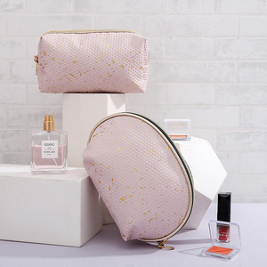 Yiwu đại lý biểu tượng tùy chỉnh Bling thiết kế Du Lịch Mỹ phẩm túi dây kéo lớn PU da vệ sinh túi vỏ hình dạng trang điểm túi cho phụ nữ - Product Image 3