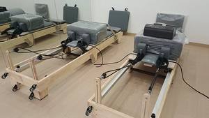 Удобная горячая Распродажа, портативная деревянная складная кровать, складная машина для домашнего пилатеса, реформатор - Product Image 3