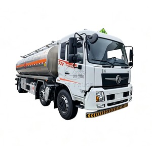 Camion de ravitaillement et de transport d'hydrocarbures de petite taille à vendre, capacité 15-25T, idéal pour le ravitaillement et le transport de gros volumes sur mesure. - Product Image 1