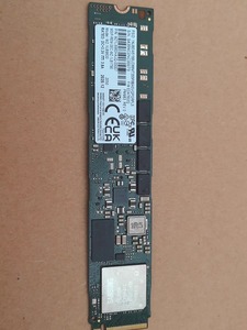 Unidad de estado sólido HORNG SHING usada en el disco SSD PM983 M.2 960G SATA 6Gbps - Product Image 4