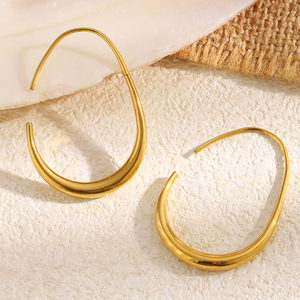 Pendientes de Aro Dorados Bohemios y Exquisitos con Diseño Curvo Fluido y Acabado de Alto Brillo, Ideales para Estilos Modernos - Product Image 4