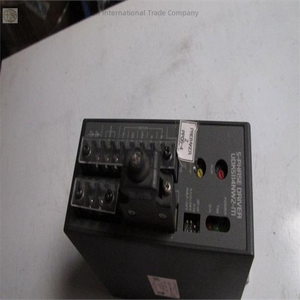 Step Driver Udk5114nw2-m d'occasion en bon état, neuf d'origine, en stock, automatisation industrielle, PAC, programmation PLC dédiée - Product Image 1