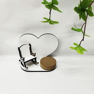 Support de bougie commémoratif en MDF vierge en forme de cœur pour sublimation - Product Image 2