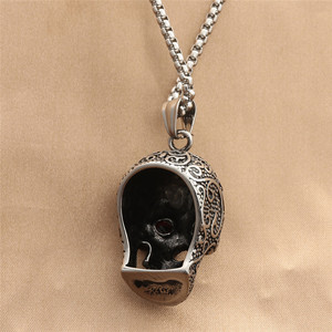 Yunnique-collar con colgante de calavera de acero inoxidable para hombre, estilo Punk Retro con ojos rojos, diseño geométrico 280527 - Product Image 2