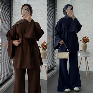 <span class=keywords><strong>Pantaloni</strong></span> da <span class=keywords><strong>donna</strong></span> in tinta unita a due pezzi realizzati con abiti Casual musulmani in poliestere da indossare ogni giorno o da indossare quotidianamente in tacchino - Product Image 1