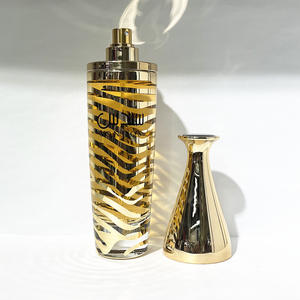 Vaporisateur corporel au design populaire One Million <span class=keywords><strong>Parfum</strong></span> d'essence unique avec <span class=keywords><strong>parfum</strong></span> boisé longue durée <span class=keywords><strong>Parfum</strong></span> liquide pour un usage quotidien - Product Image 3