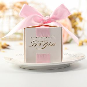 <span class=keywords><strong>Caja</strong></span> Pequeña Vintage para Dulces y Chocolates con Cinta Sencilla para Boda o Compromiso, Estampada en Verde, Blanco y Morado - Product Image 5