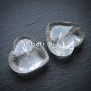 Cœur en Agate Naturelle Transparente Sculpté pour l'Amour, le Feng Shui et la Décoration de Mariage - Product Image 3