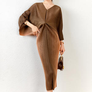 Fashional Mom Robe Vestido de mujer suelta personalidad gradiente Fit Vestido estampado señoras plisado <span class=keywords><strong>Vesto</strong></span> Batwing manga de talla grande tejido - Product Image 5