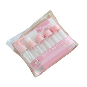 Accessori da viaggio <span class=keywords><strong>per</strong></span> vacanze in <span class=keywords><strong>aereo</strong></span> con borsa da bagno essenziali con borsa da bagno <span class=keywords><strong>per</strong></span> articoli da viaggio blu rosa con spruzzatore di pompa - Product Image 1