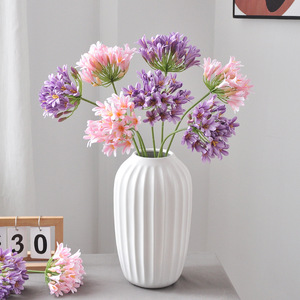 Bouquet de fleurs artificielles Agapanthus Yoshinobu, violet et bleu, en soie, pour la décoration de la maison et des mariages - Product Image 2