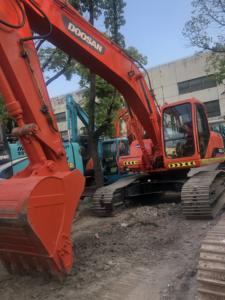 Excavadora Usada Doosan DH220LC-7, Excavadoras de Segunda Mano DOOSAN DH215-9E DH220LC-7 DH225LC-7 DH300-7 en Stock para la Venta en Shanghái - Product Image 5
