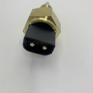 Capteur de pression différentielle Senwitt 11039219 à montage fileté pour pièces d'excavatrice Volvo L110 - Product Image 4