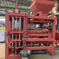 Machine à fabriquer des blocs de pavés hydrauliques QT5-15 pour produits en béton