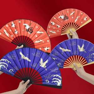 Éventail pliant portable en bambou, décoratif, artisanat DIY avec motif ange antique et publicité de modèle, pour style et portabilité - Product Image 2