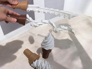 Jinccai Espada de Helado Retráctil, Accesorio de Broma, Juguete Divertido de Plástico Impreso en 3D, Cono de Helado Extensible, Regalo de Broma para Halloween - Product Image 6