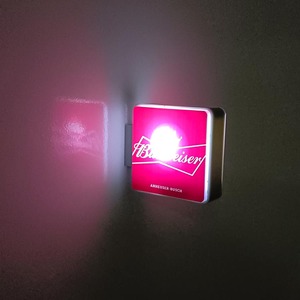 Luz Nocturna LED Creativa en Forma de Cuadrado, Imán para Refrigerador, Caja de Luz Pequeña, Letrero Luminoso, Regalo Promocional - Product Image 3
