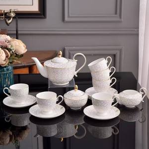 Service de table en céramique de luxe européen 58 pièces, best-seller, avec bols et assiettes en porcelaine fine - Product Image 5