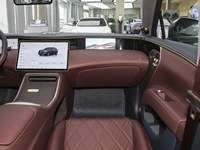 Véhicule électrique haut de gamme SUV intelligent Avita 11 pour les voyages d'affaires et familiaux de haut niveau