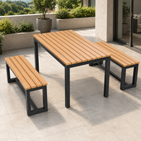 Ensemble de salle à manger contemporain en bois composite pour extérieur, résistant aux intempéries, pour balcon et restaurant, avec tables et chaises en bois de teck