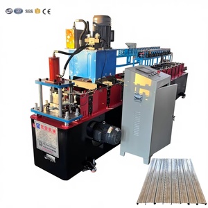 Máquina formadora de quillas HAUAN con engranajes, motor PLC, rodamientos, 380V, 7kW de potencia para la fabricación de canales de techo tipo sombrero - Product Image 1