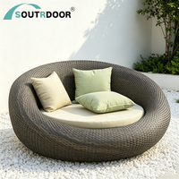 Fabricant de Foshan : Lit de jour Bali d'extérieur en osier et rotin, chaise de piscine moderne, chaise longue de soleil réglable avec coussin, portable pour cour