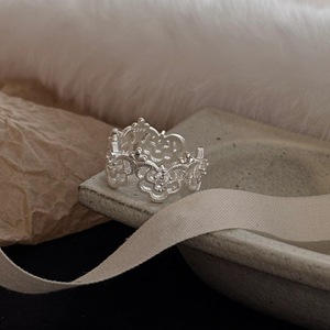 Anillo de Plata de Ley S925 Retro de Alta Gama con Diseño de Encaje Floral y Diamantes en Forma de Nube, Anillo en Capas con Incrustaciones para Mujer - Product Image 2