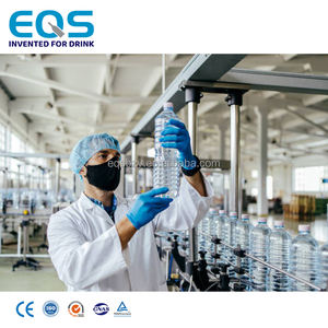 Platzsparende 3-in-1-Produktions linie für kompakte natürliche Mineral-Reinwasser abfüllanlagen - Product Image 6