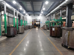 <span class=keywords><strong>2025</strong></span> Thiết Kế Mới Nước Dựa Acrylic Lớp Phủ Thủy Tinh Nhiệt Độ Thấp 150 Độ Dầu Nướng Matte Bóng Tất Cả Các Loại Kính Phun - Product Image 5