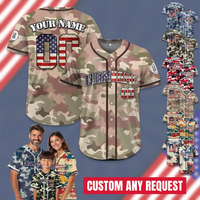 Maillot de baseball personnalisé POD avec broderie camouflage et motif drapeau américain vieilli, nom et numéro d'équipe personnalisés