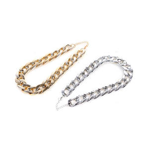 Venta al por mayor de lujo para mascotas perro lucha matón cadena de oro pequeñas y medianas de plástico para mascotas perro collar - Product Image 6