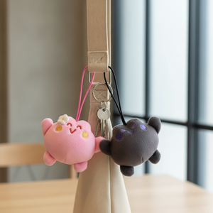 Porte-clés en peluche grenouille super doux personnalisé de 5 cm, mini pendentif mignon pour sac à dos avec jouets de dessin animé roses, verts, bleus et gris - Product Image 2