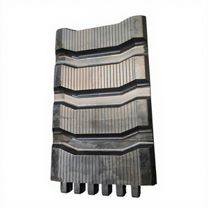 جنزير مطاطي 10x6x27 (340x152.4x27) يُركب فوق الإطارات لجرافة انزلاقية التوجيه Bobcat 444 500 600 700 S450 - Product Image 1