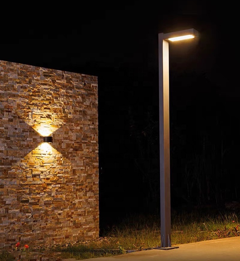 Modern Minimalist Outdoor Ip65 Waterproof Garden Landscape Decoration Channel LED Garden Light Emitting Diode Pillar Light