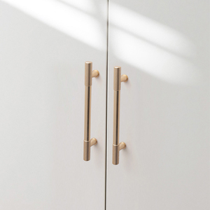 Modern Brushed Gold Vertical Stripe Aluminum Alloy Cabinet <strong>Pulls</strong> For Dresser Bedroom &amp; Hotel <strong>Drawer</strong> Cupboard Wardrobe Hardware